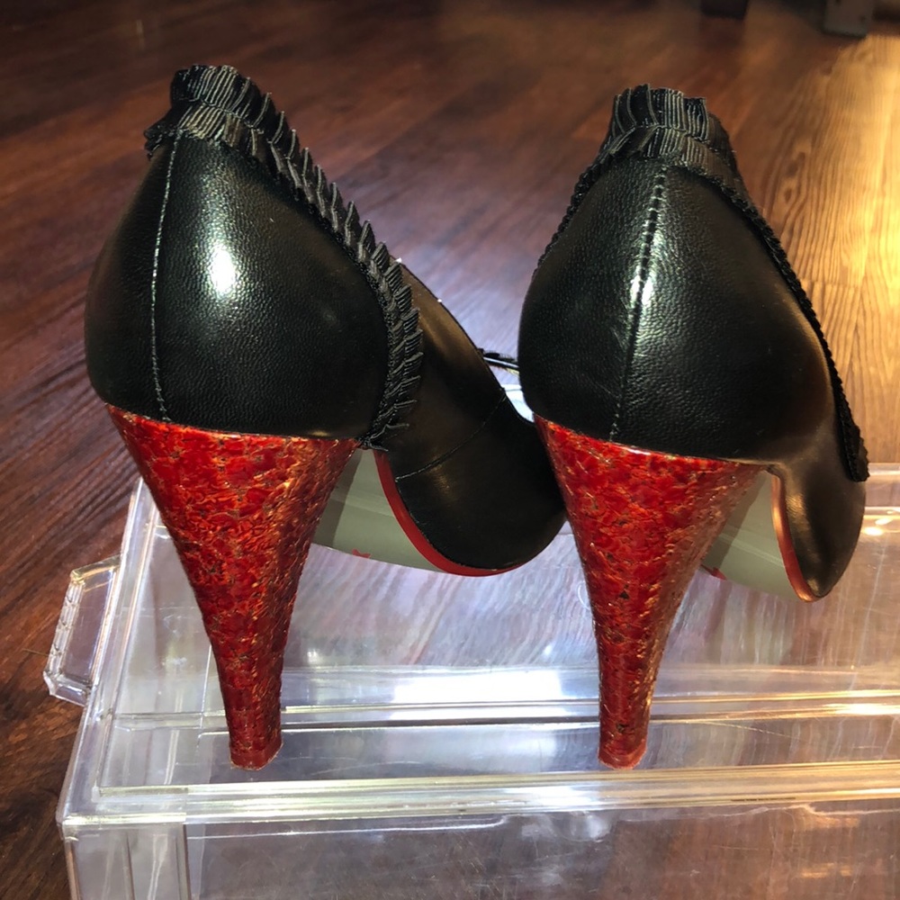 Shoes - Picture 3 of 3